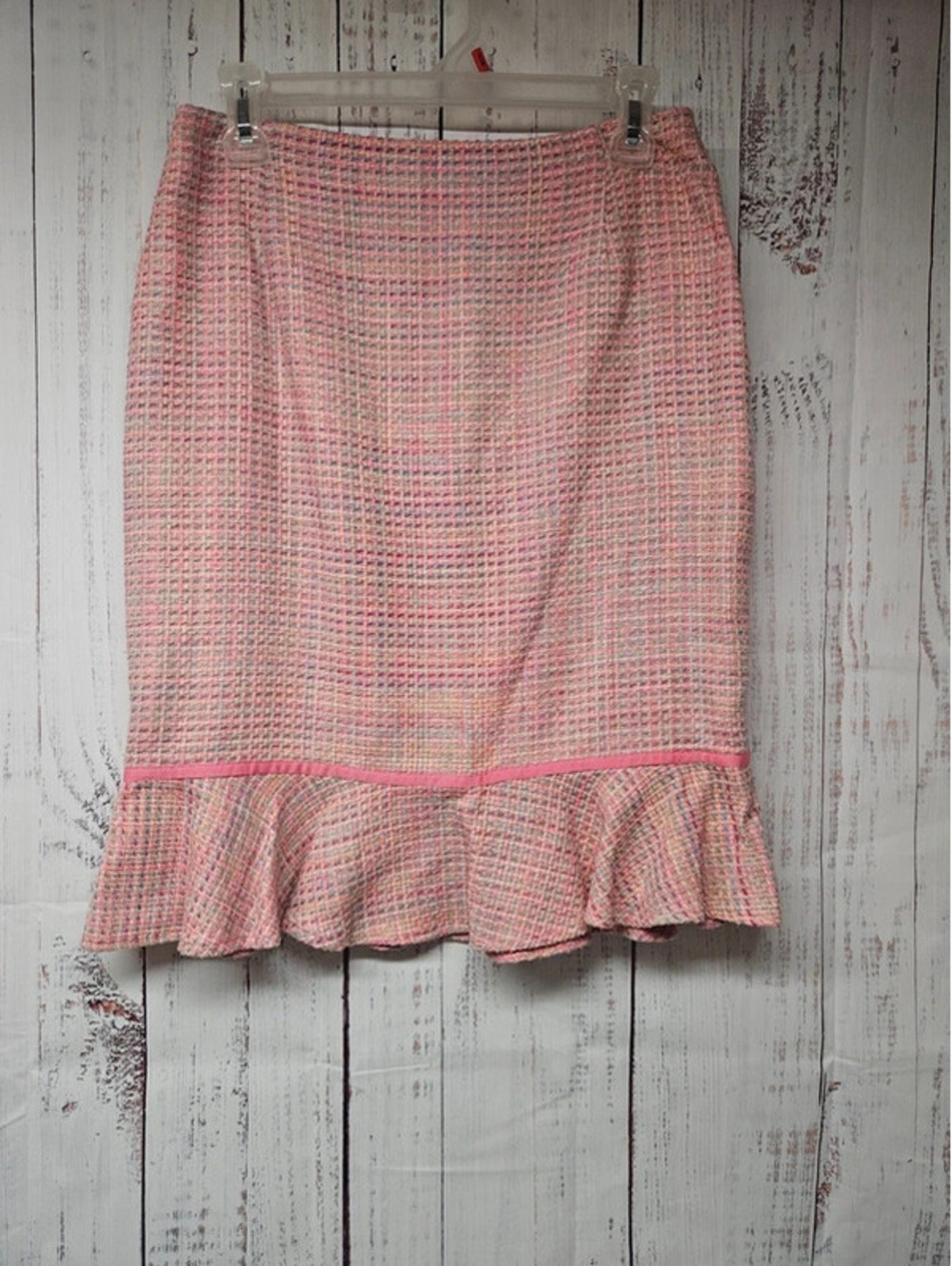 Maggy London Women’s Size 8 Pink Tweed Skirt 100% Silk Ruffle Hem Multicolor